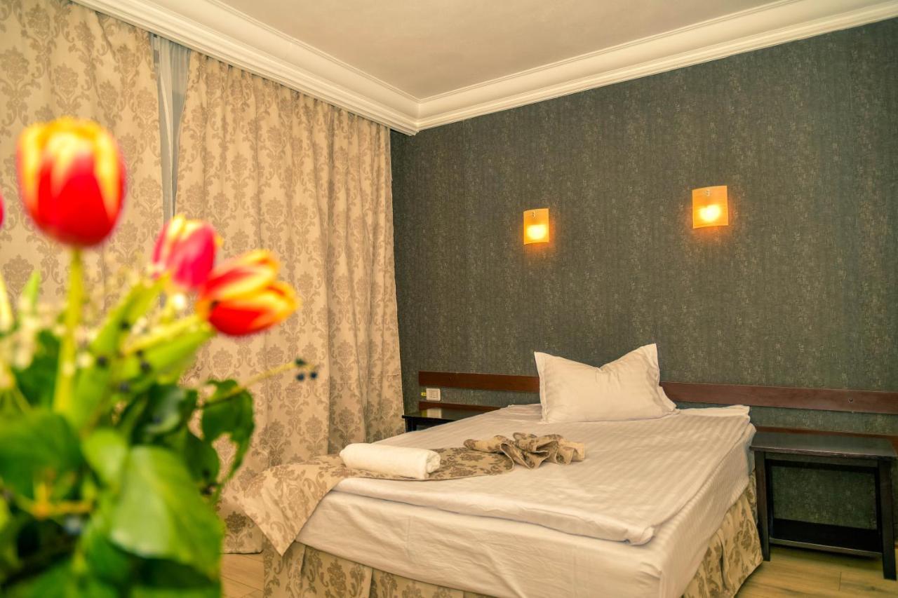 Hotel Elisabeta Alba Iulia Esterno foto