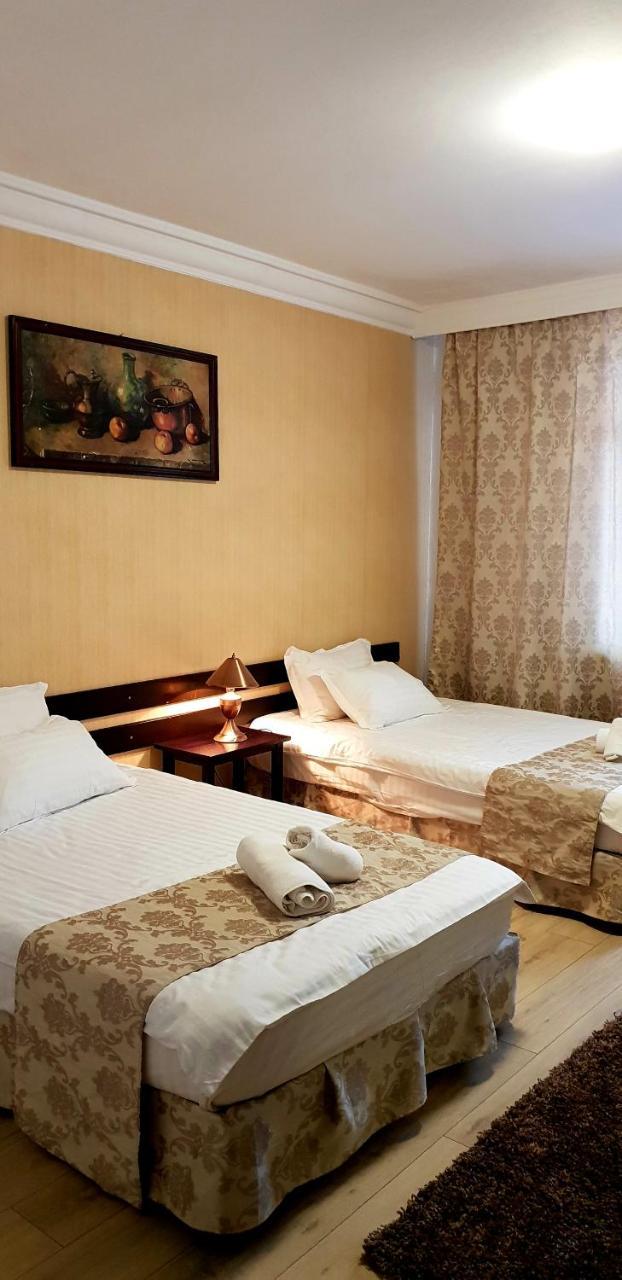 Hotel Elisabeta Alba Iulia Esterno foto